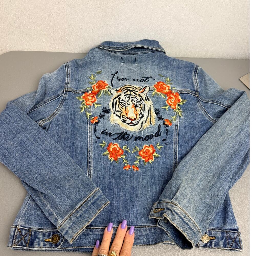 Tiger Embroidered Denim Jacket Floral Statement Y2K XS Boutique - Picture 3 of 10